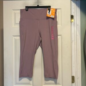 Muuv Capri Length Leggings Size XXL